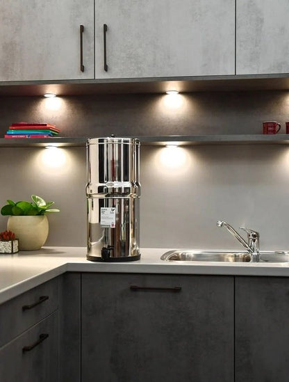 Gravitations-Wasserfilter für Notfälle, Krisen und Alltag - 8 Liter - British Berkefeld